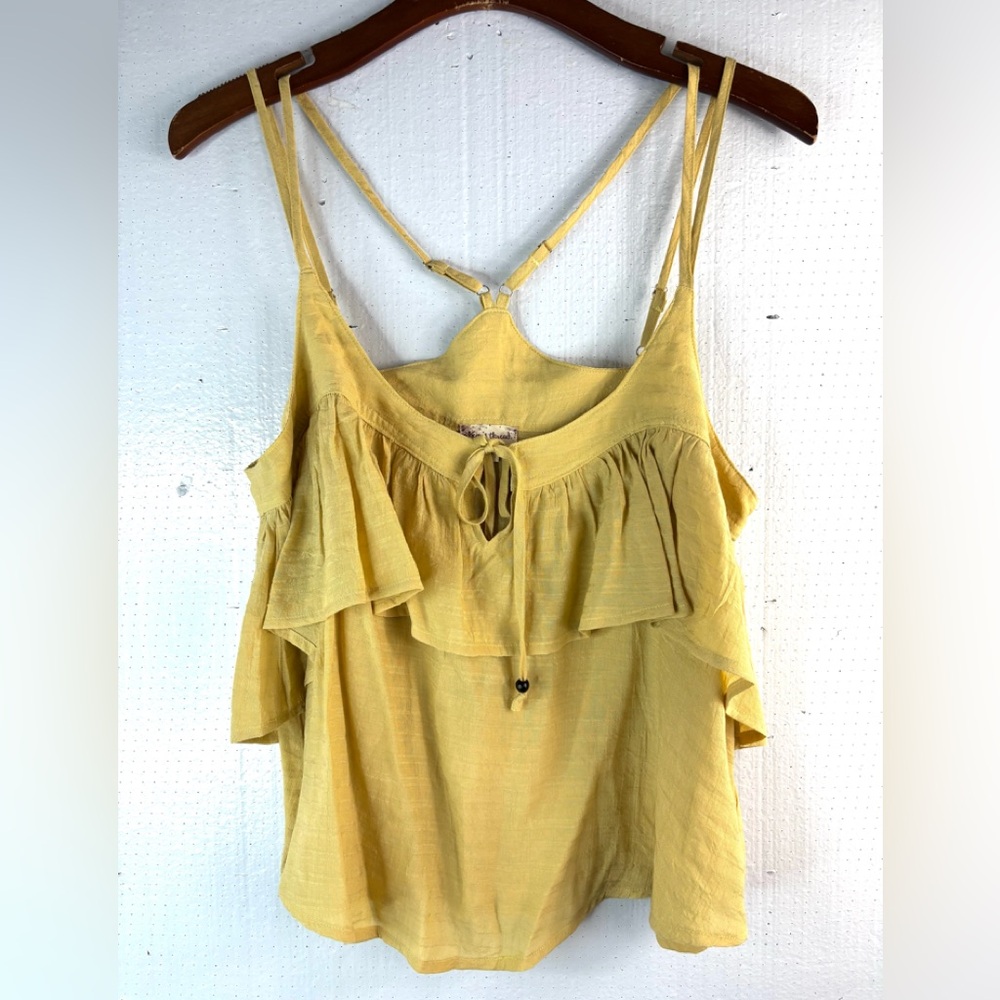 Hem & Thread M Strappy Ruffle Golden Tiered Ruffle Layer Crop Top